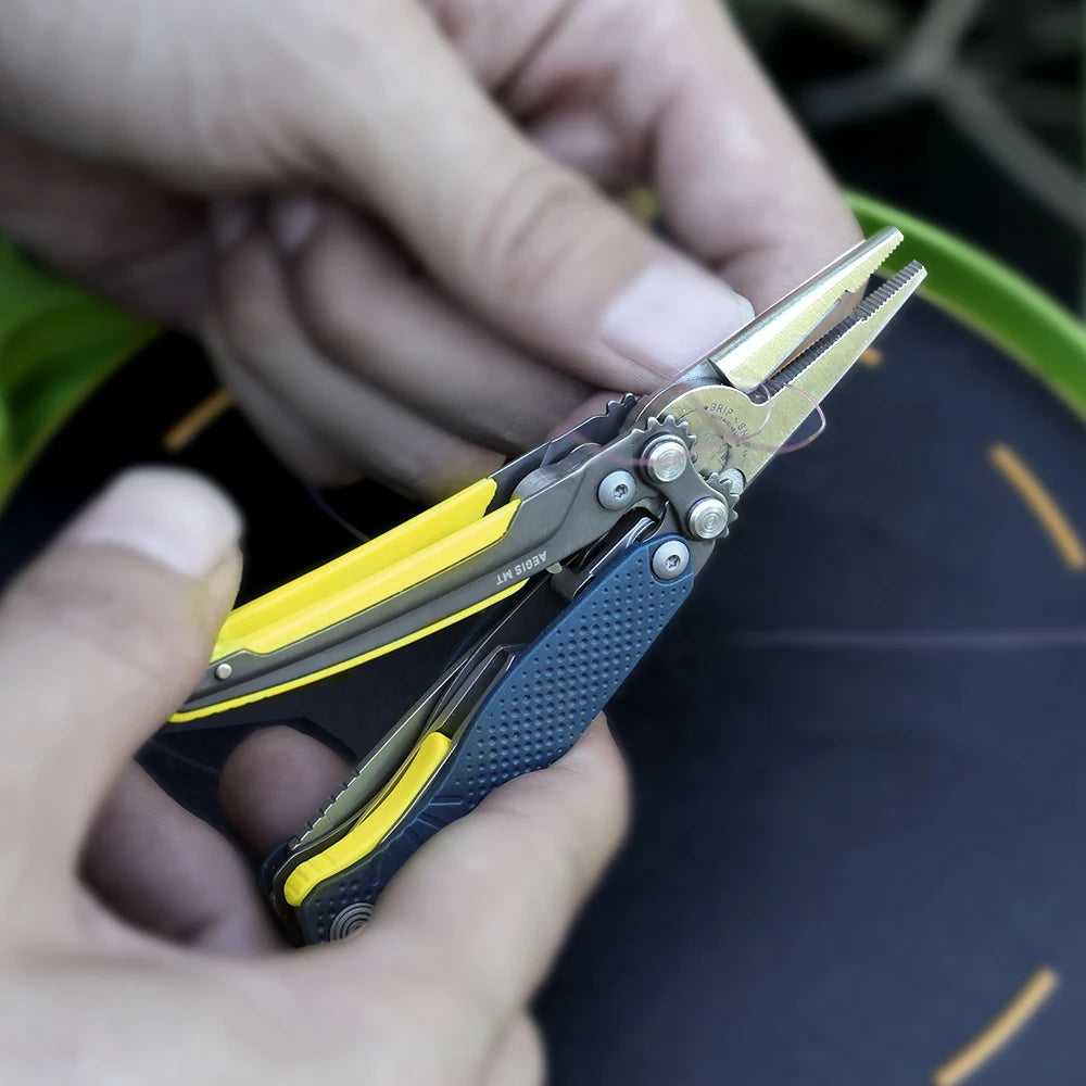 SOG 5 in 1 Aegis MT Mini Portable Multitool Pliers With Precision Cutting Pliers Soft Wire Cutter Tweezers Bottle Opener Ultralight EDC Pocket Gear For Daily Carry Camping Hunting Fishing Emergency Survival Outdoor Utility Mu